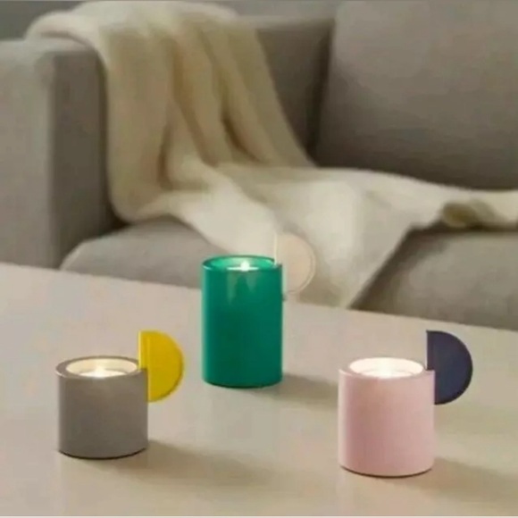 Stacking adjustable colorful candle holders - Picture 5 of 10